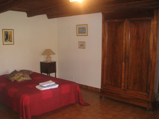 location de vacances SALLES-COURBATIES