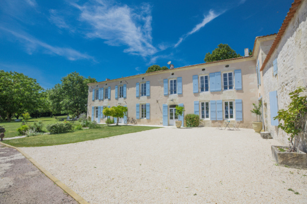 location de groupe POITOU-CHARENTES