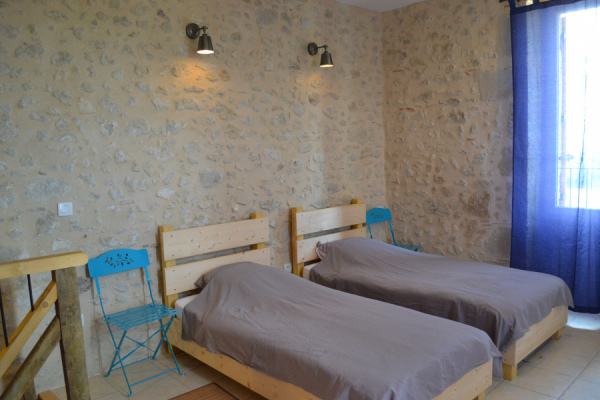 logement de groupe gîtes et Auberge du cheval blanc