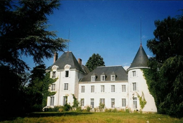 logement VERNEUIL-MOUSTIERS