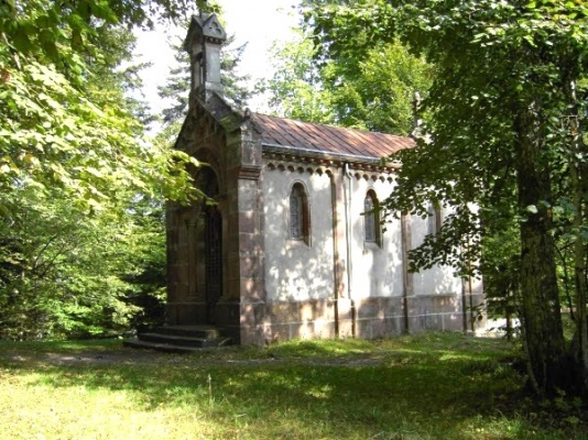 La chapelle au Lac de la Maix
