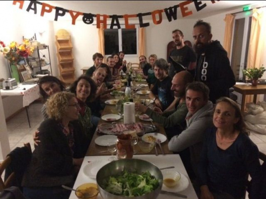 Repas de fête à Longitude