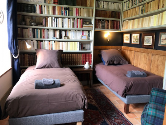 Ch. BIBLIO (RDC) 2 lits