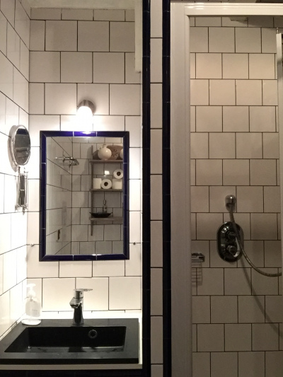 Wc-Douche-Lavabo (RDC)