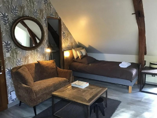 Ch. LOUIS (ETAGE) 3 lits simples + douche