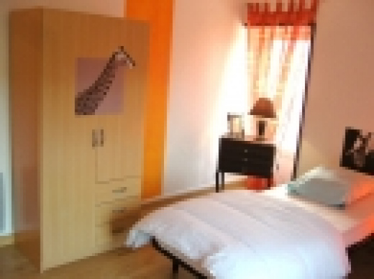 Chambre Gîte A: 4 lits de 1 pers.