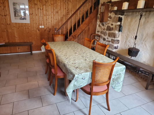 LES LILAS - SALLE A MANGER