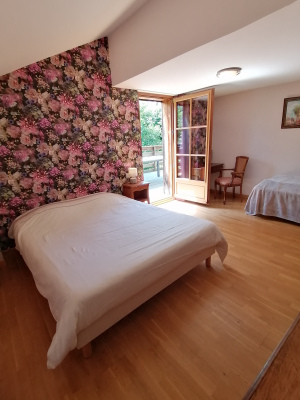 CHAMBRE ET MEZANINE 