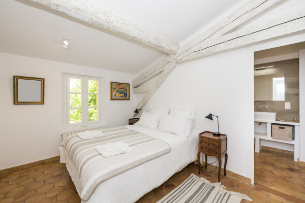 Chambre gîte Mûriers