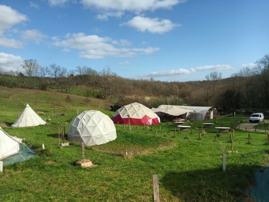 Hébergements Atypiques