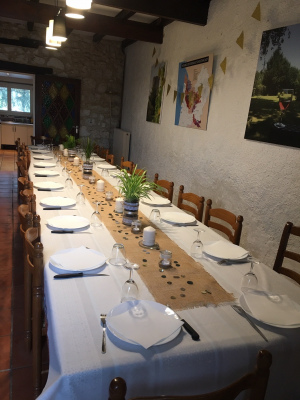 grande table de salle à manger