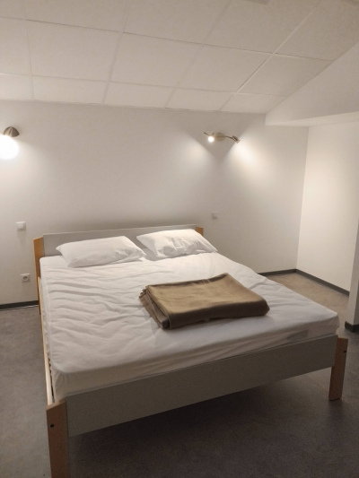 logement de groupe LA ROULIERE DE BEAULIEU (Ancienne Discothèque)