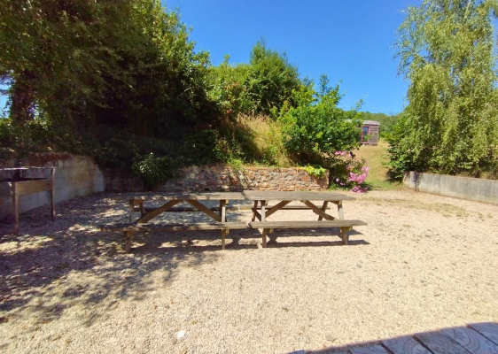Tables de pique nique et barbecue 