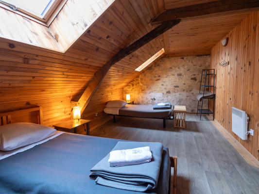 15 couchages (lits faits en option)