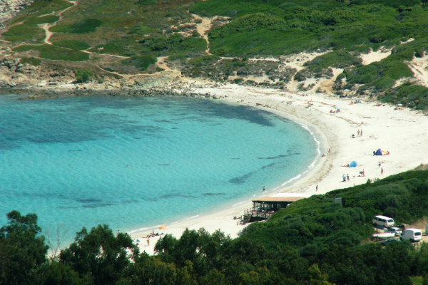 Plages de Bodri à 20km