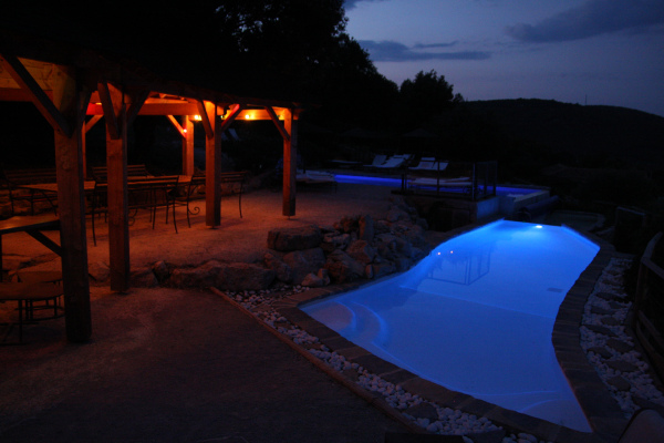 piscine nuit