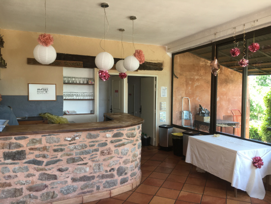 bar salle de réception 