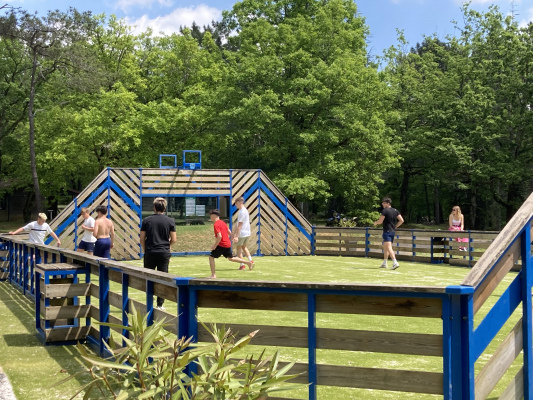 Terrain multi-sports