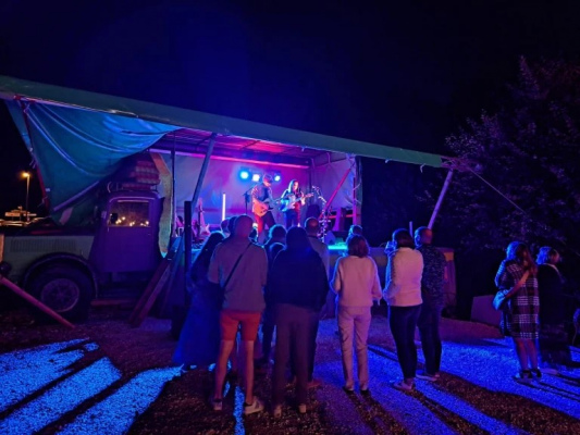 gite de groupe Gite, Village de gites, Gite d'étape, Résidence de tourisme, Chambre d'hôtes, Gite de luxe, Gite insolite