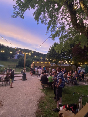 hébergement de groupe CHAUX-DES-CROTENAY