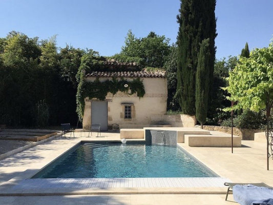 Piscine privée sécurisée