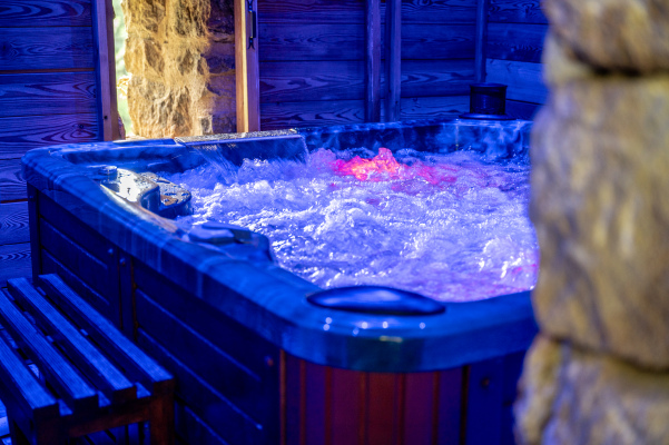 grande capacité Les Grandes Vignes, 22 personnes, piscine, spa