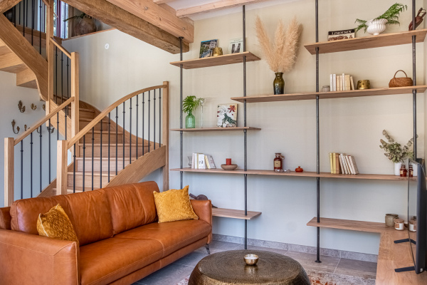 Dans le salon à l'orangerie