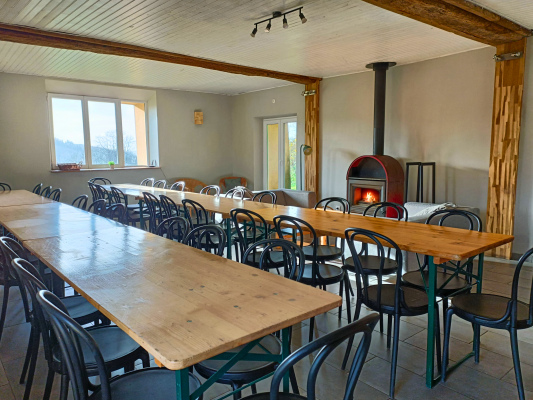 Salle de réception 40 personnes à La Coudraie