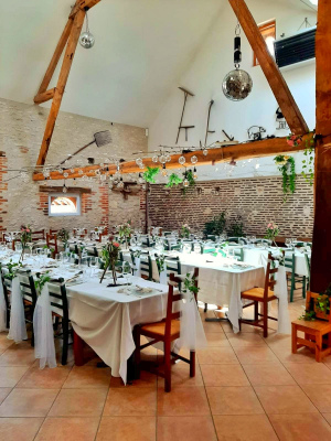 grand gite GITE DES POTES