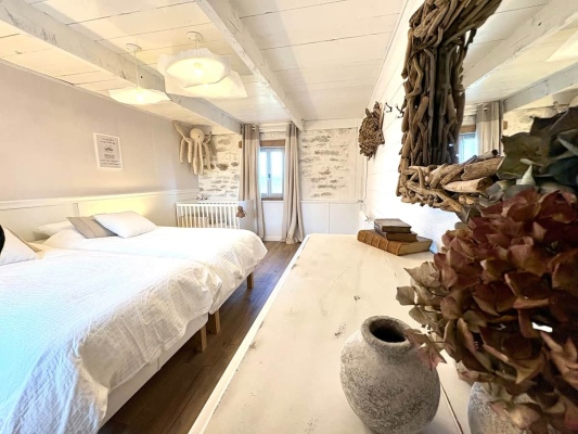 logement Coquillage et Beurre salé:15 pers,pieds dans l eau