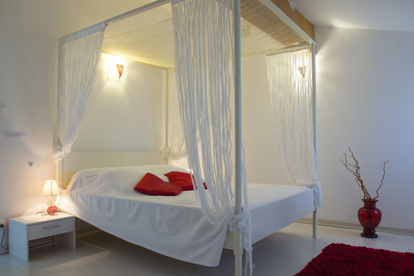 grande capacité GRAND GITE 18 PERS AVEC PISCINE EN PLEINE NATURE