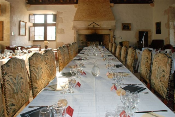 gite france Château Médiévale - 30 personnes 