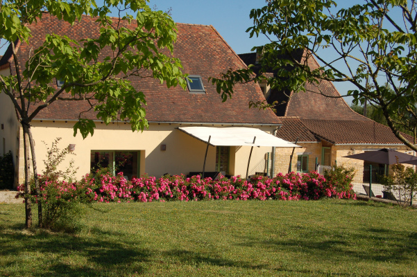 hébergement de groupe SAINT-MEDARD-D'EXCIDEUIL