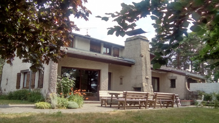 location de groupe CHAMBON-SUR-LIGNON