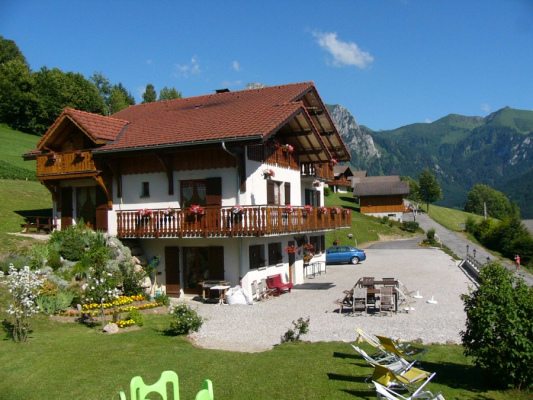 gite de groupe RHONE-ALPES