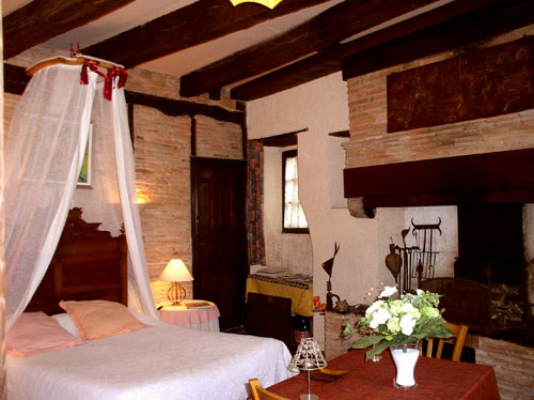 hébergement de groupe MIDI-PYRENEES