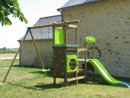 L\\\'aire de jeux du Domaine des Gauliers