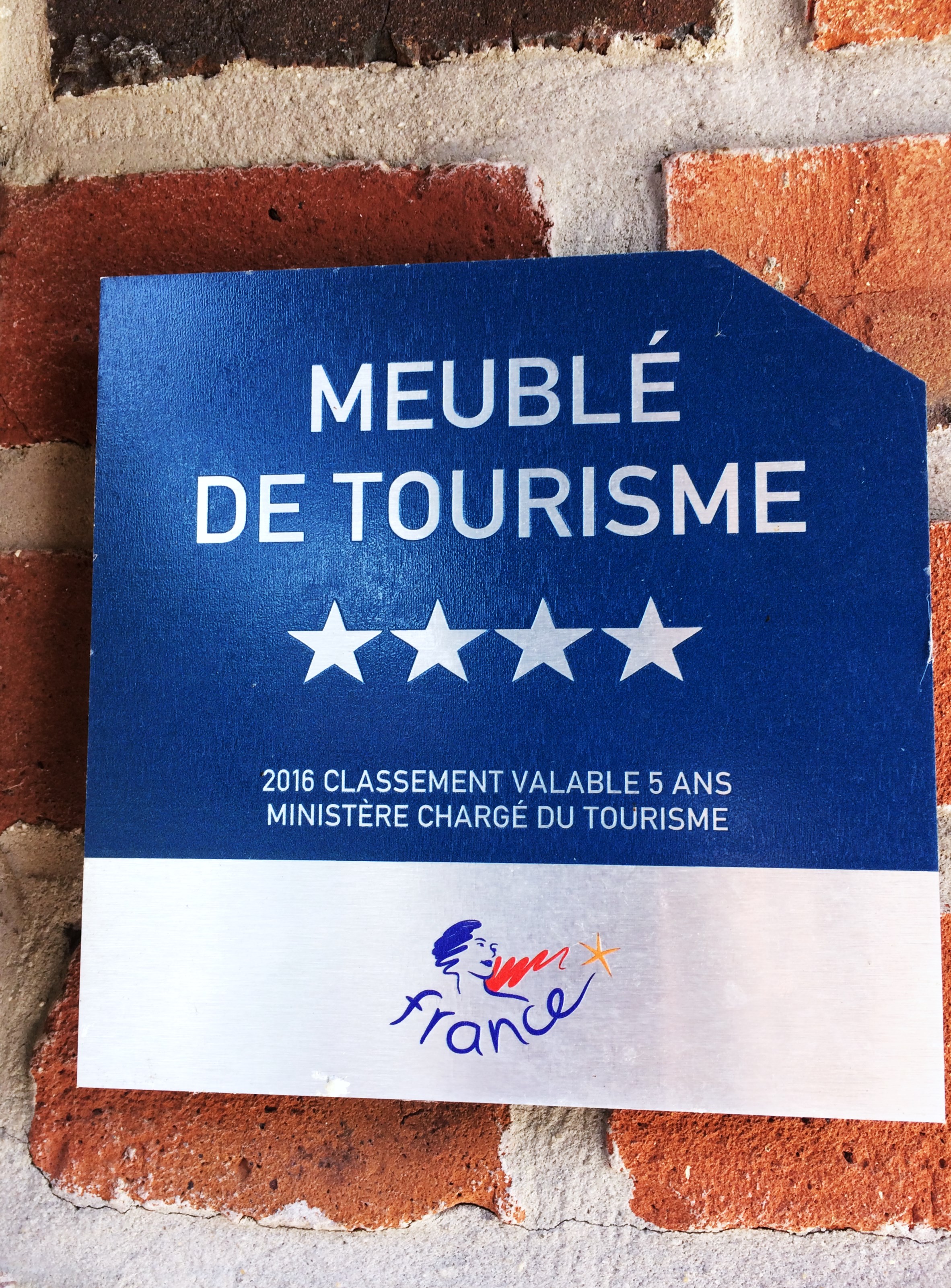 Hébergement  classée 4 étoiles en meublé de tourisme et labellisé aux gites de France.