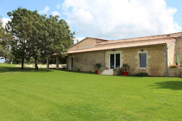 gite en groupe Domaine de Pegon 6 Gites avec salle de réception