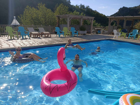 location de groupe Gites du hameau de Thouy - 5 maisons -24 personnes