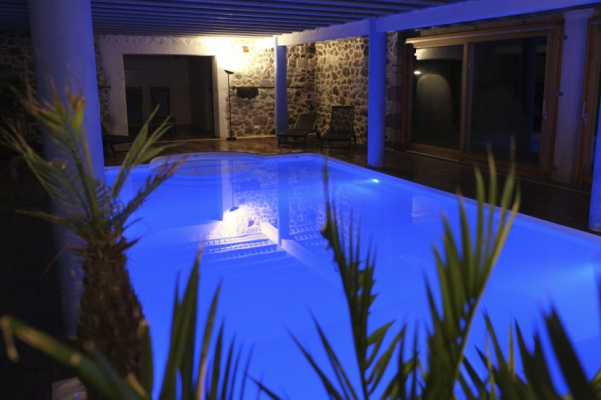 piscine de nuit