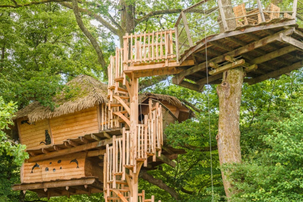 hébergement FRANCHE-COMTE