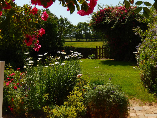 location La Grand' Maison. 1 Gîte de 8-10p, 2 de 4-6p, 3  