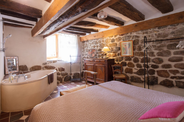 location de groupe Les Fermes de Rieumal hameau de prestige 45 pers.