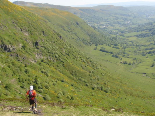 grand gite La porte du Barry - Gîte d'Etape et de Séjour