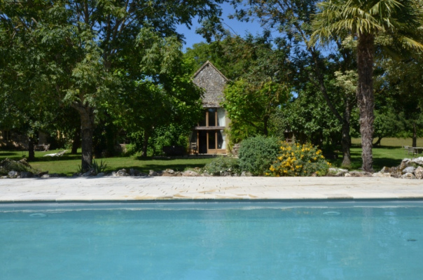 hébergement de groupe FAUX